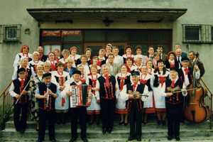 Zagłębianki w GOK Sarnów, lata 90 dwudziestego wieku. Powiększ zdjęcie.